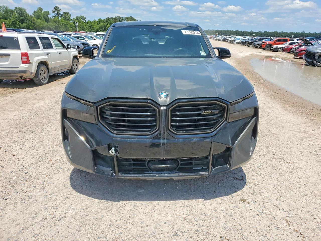 2025 BMW Xm - Фото 5