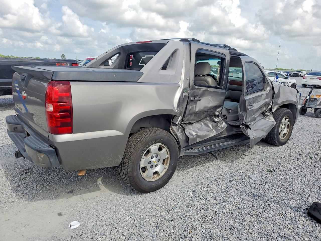 2007 Chevrolet Avalanche C1500 - Фото 3