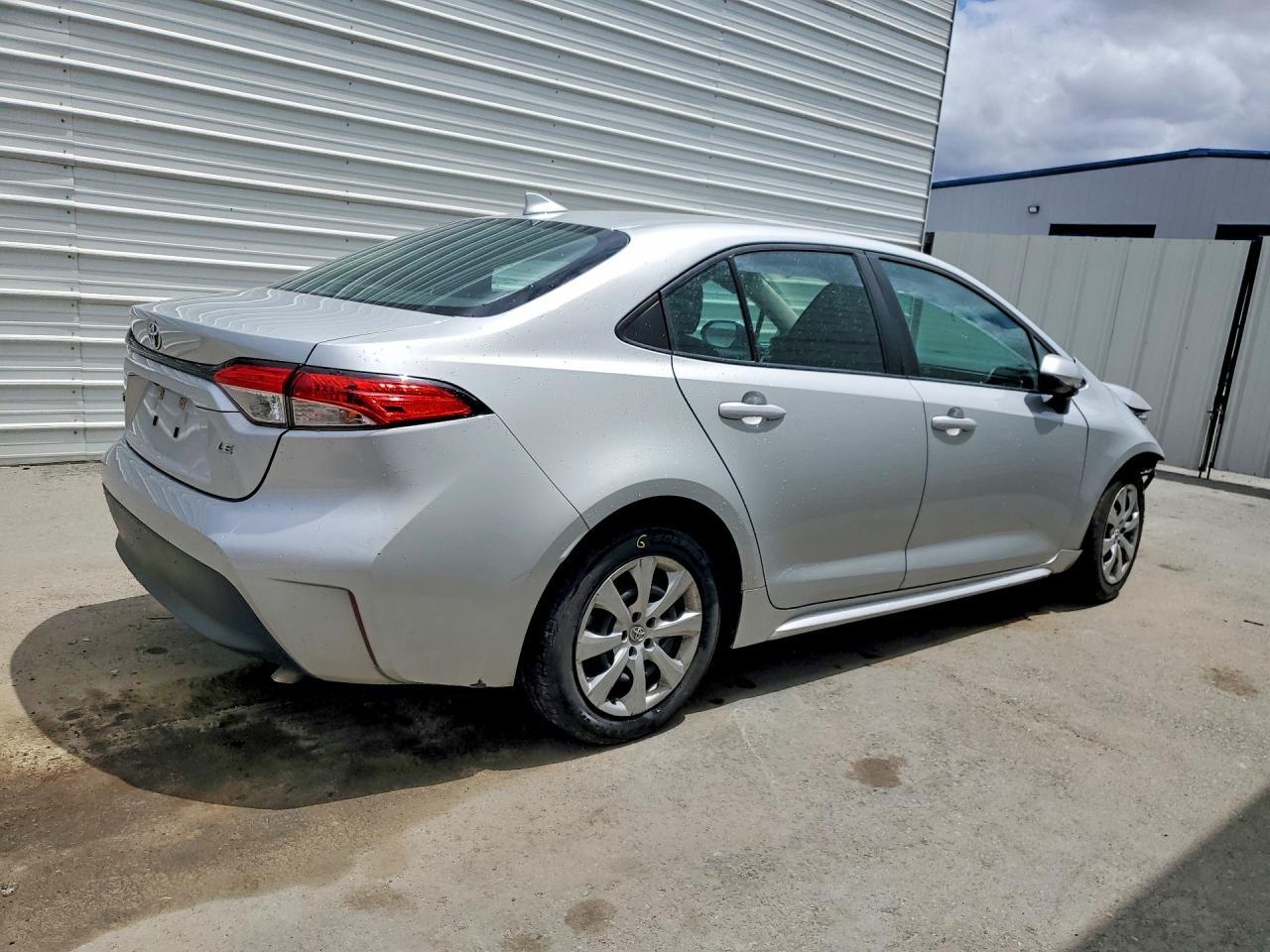 2023 Toyota Corolla Le - Фото 3