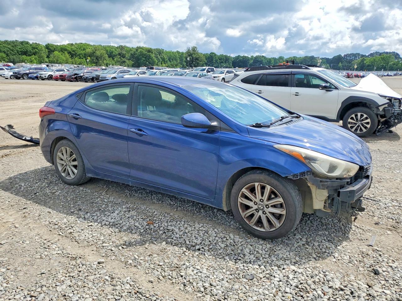 2016 Hyundai Elantra Se - Image 4