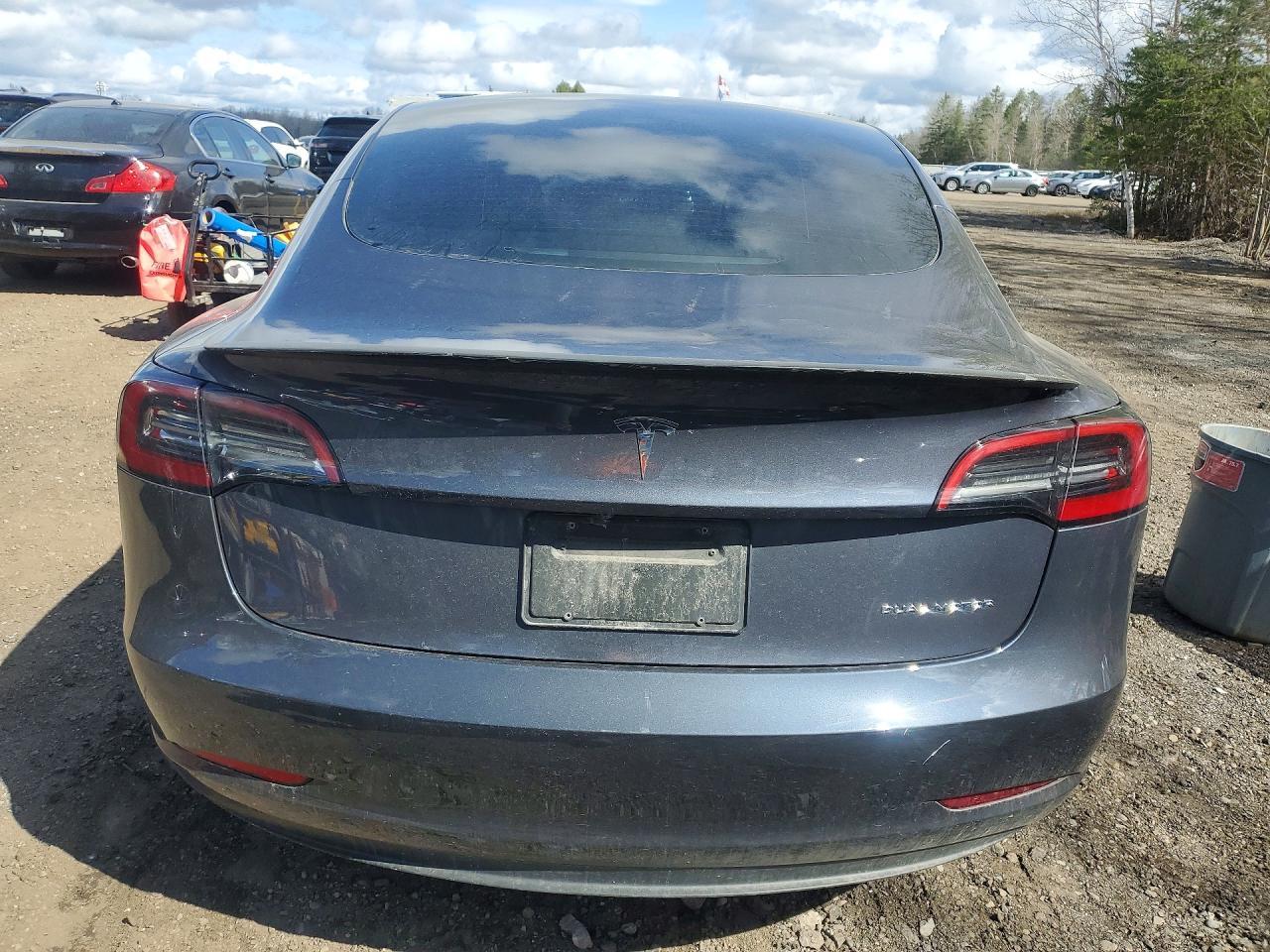 2023 Tesla Model 3 - Фото 6