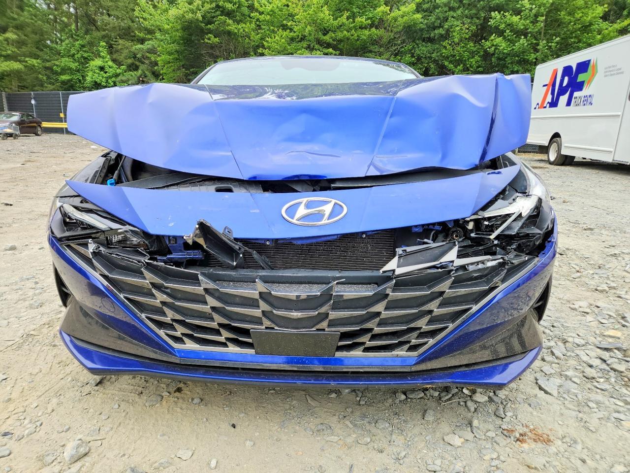 2021 Hyundai Elantra Limited - Image 5