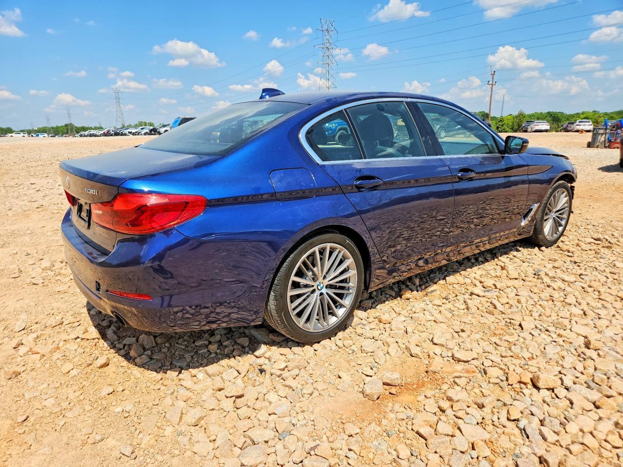 2019 BMW 530 Xi - Фото 3