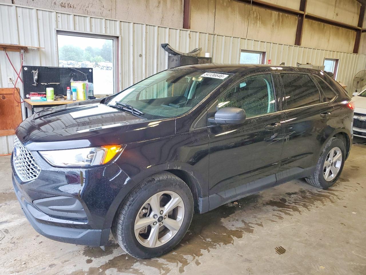 2024 Ford Edge Se - Image 2