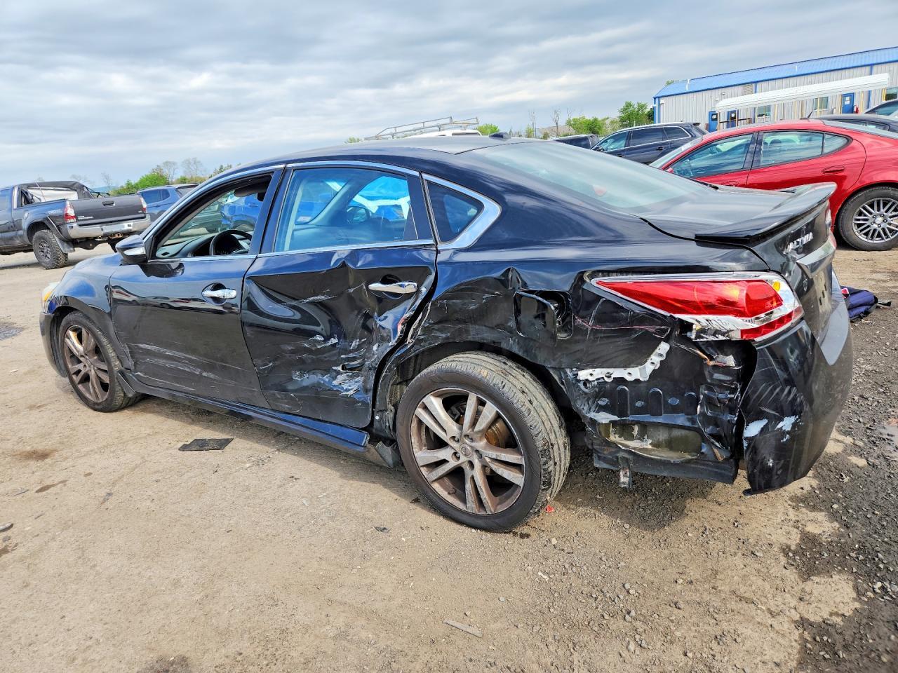 2015 Nissan Altima 3.5 Sl - Image 2