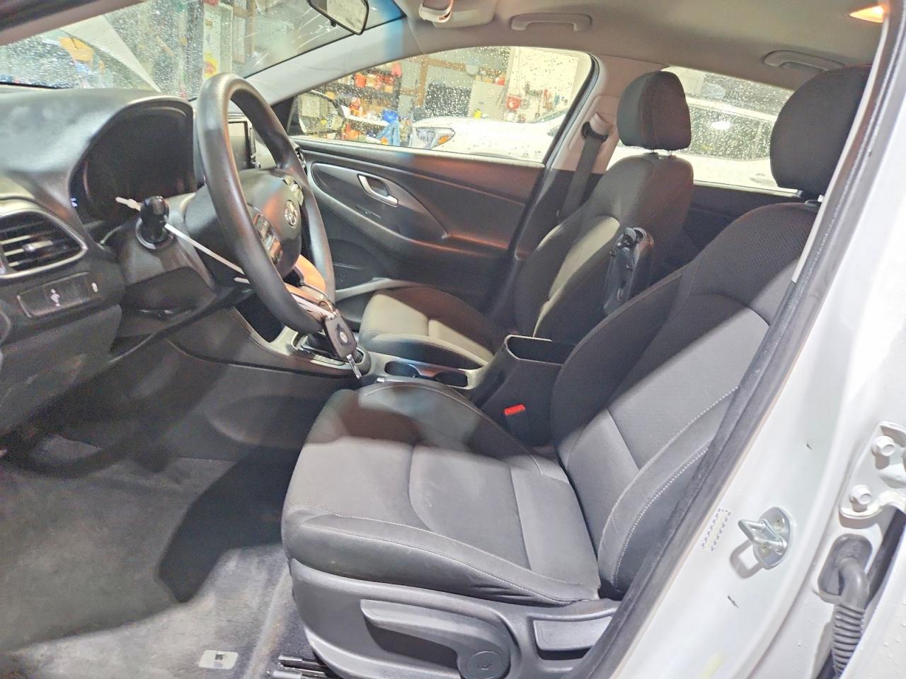 2018 Hyundai Elantra - Фото 7