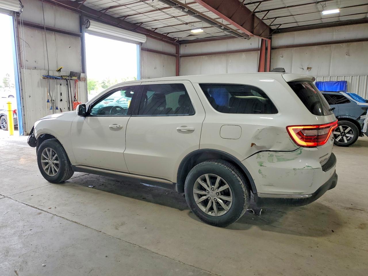 2018 Dodge Durango Sxt - Image 2