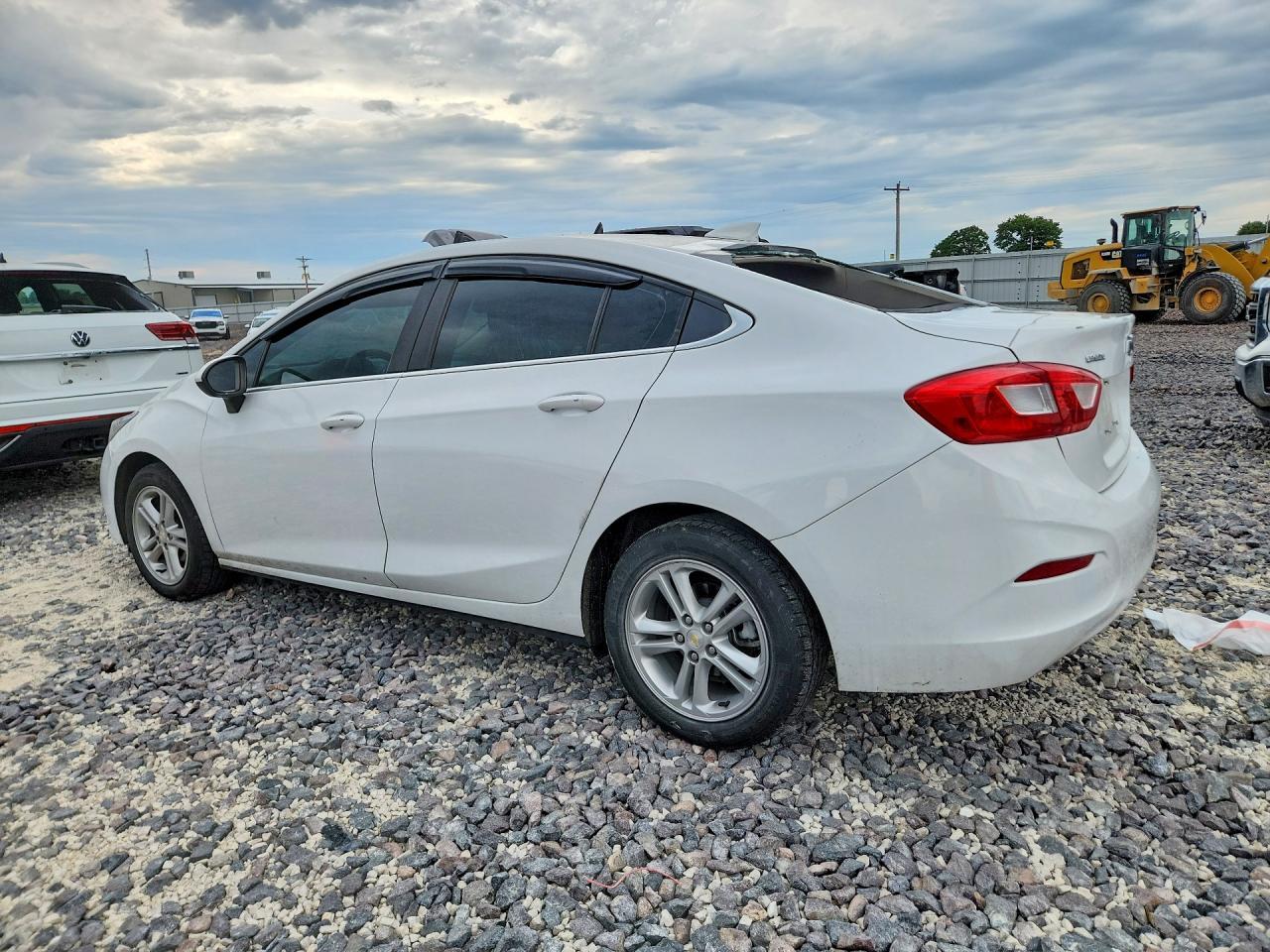 2017 Chevrolet Cruze Lt - Фото 2
