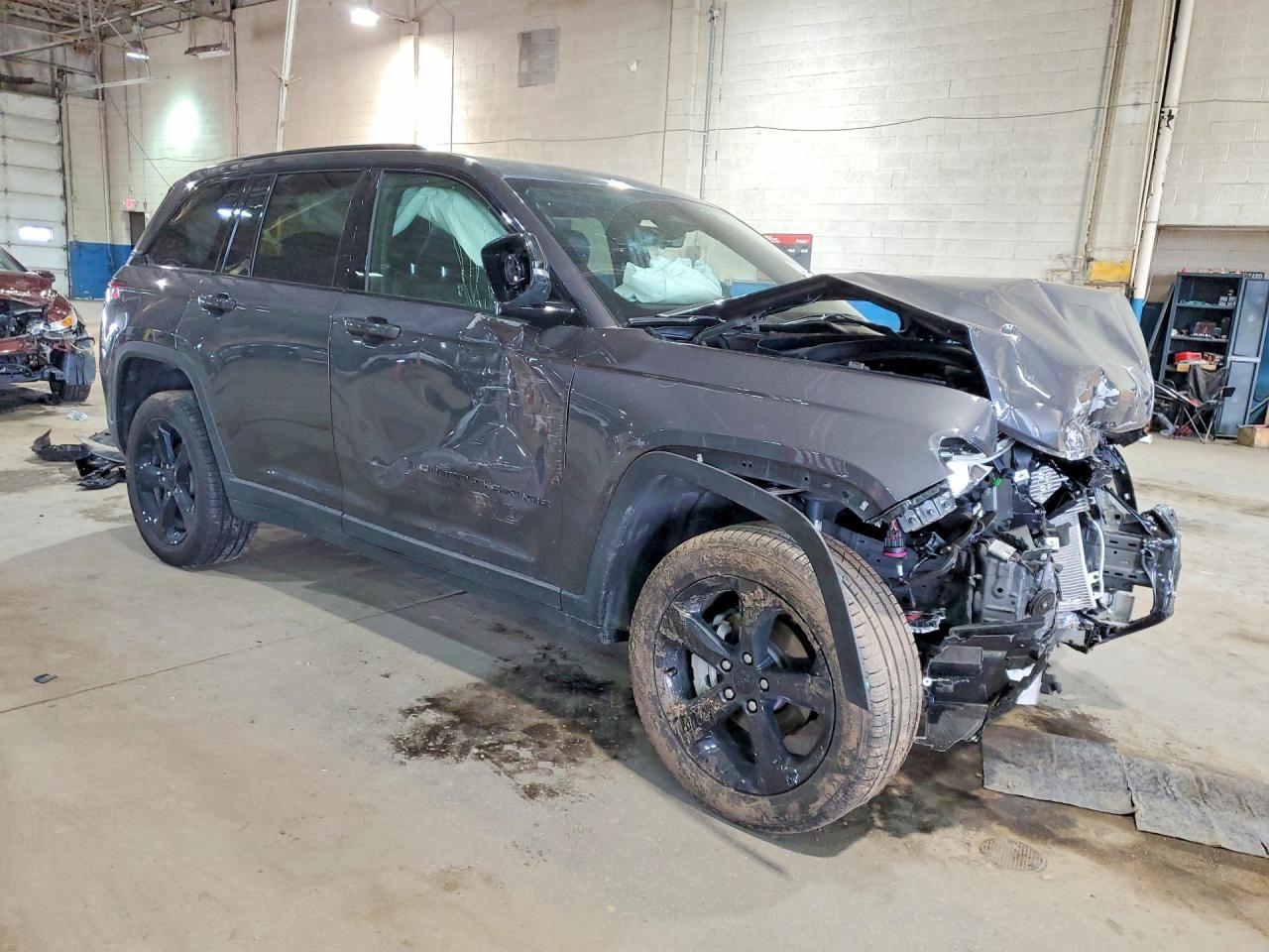 2025 Jeep Grand Cherokee Limited - Фото 4