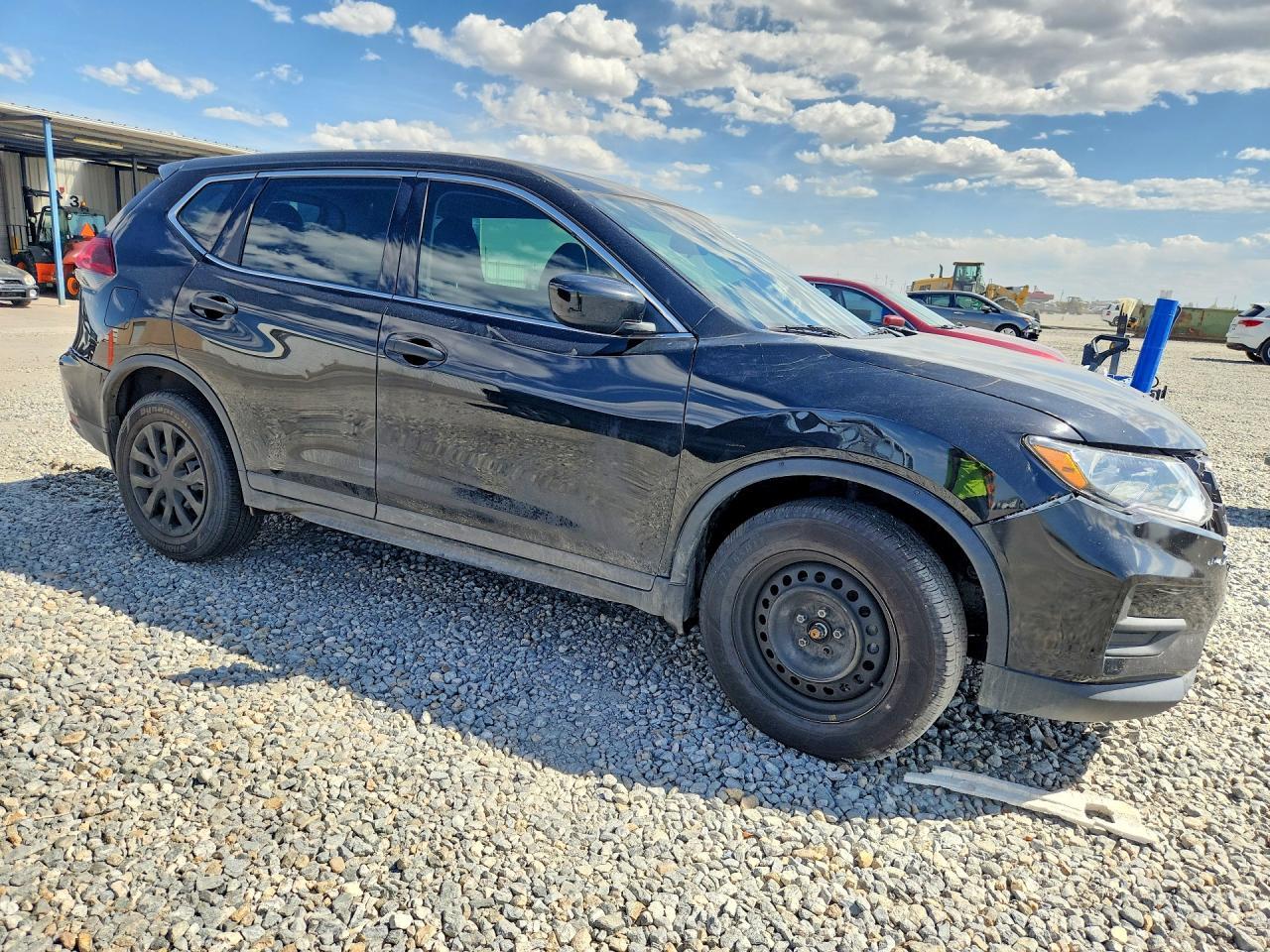 2019 Nissan Rogue S - Image 4