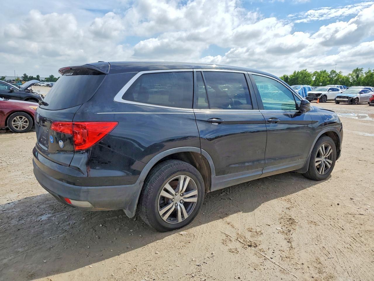 2016 Honda Pilot Ex - Фото 3