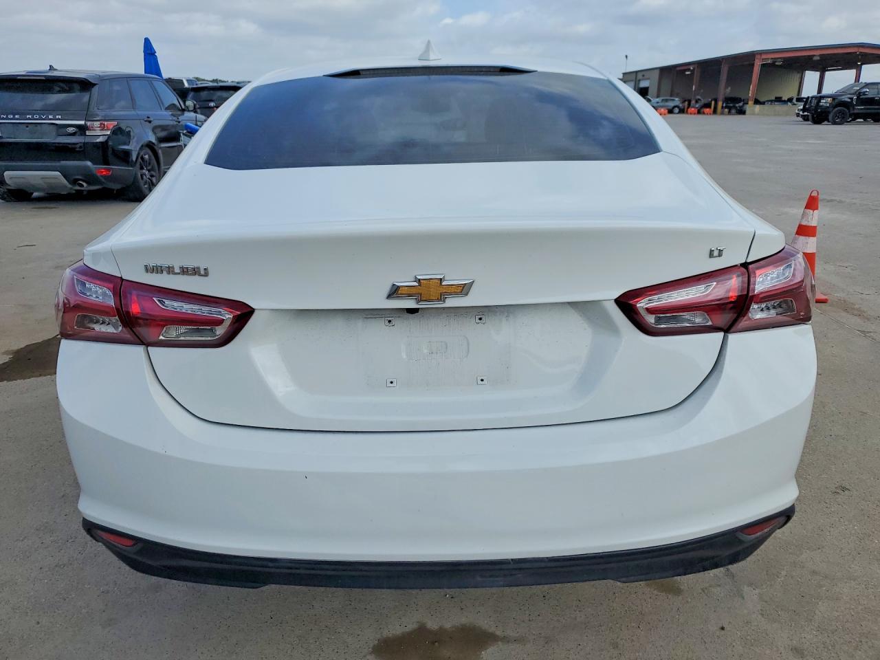 2022 Chevrolet Malibu Lt - Image 6