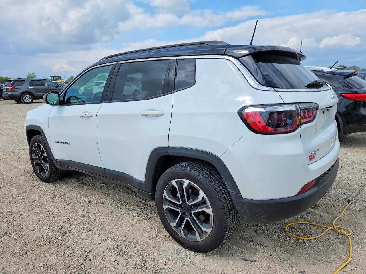 2022 Jeep Compass - Фото 2