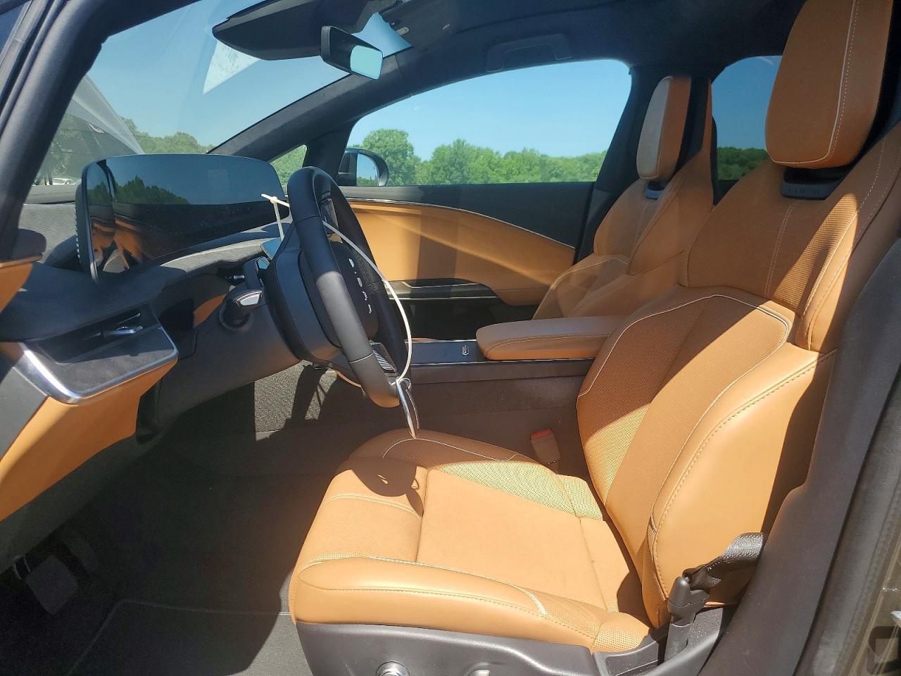 2026 Lucid Motors Gravity Grand Touring - Фото 7