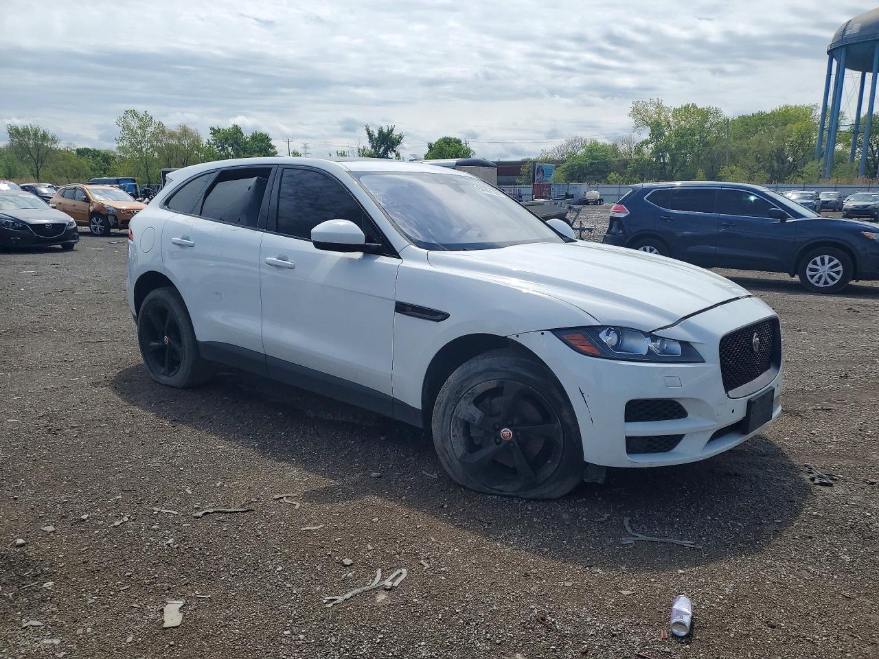 2020 Jaguar F-Pace Premium - Image 4
