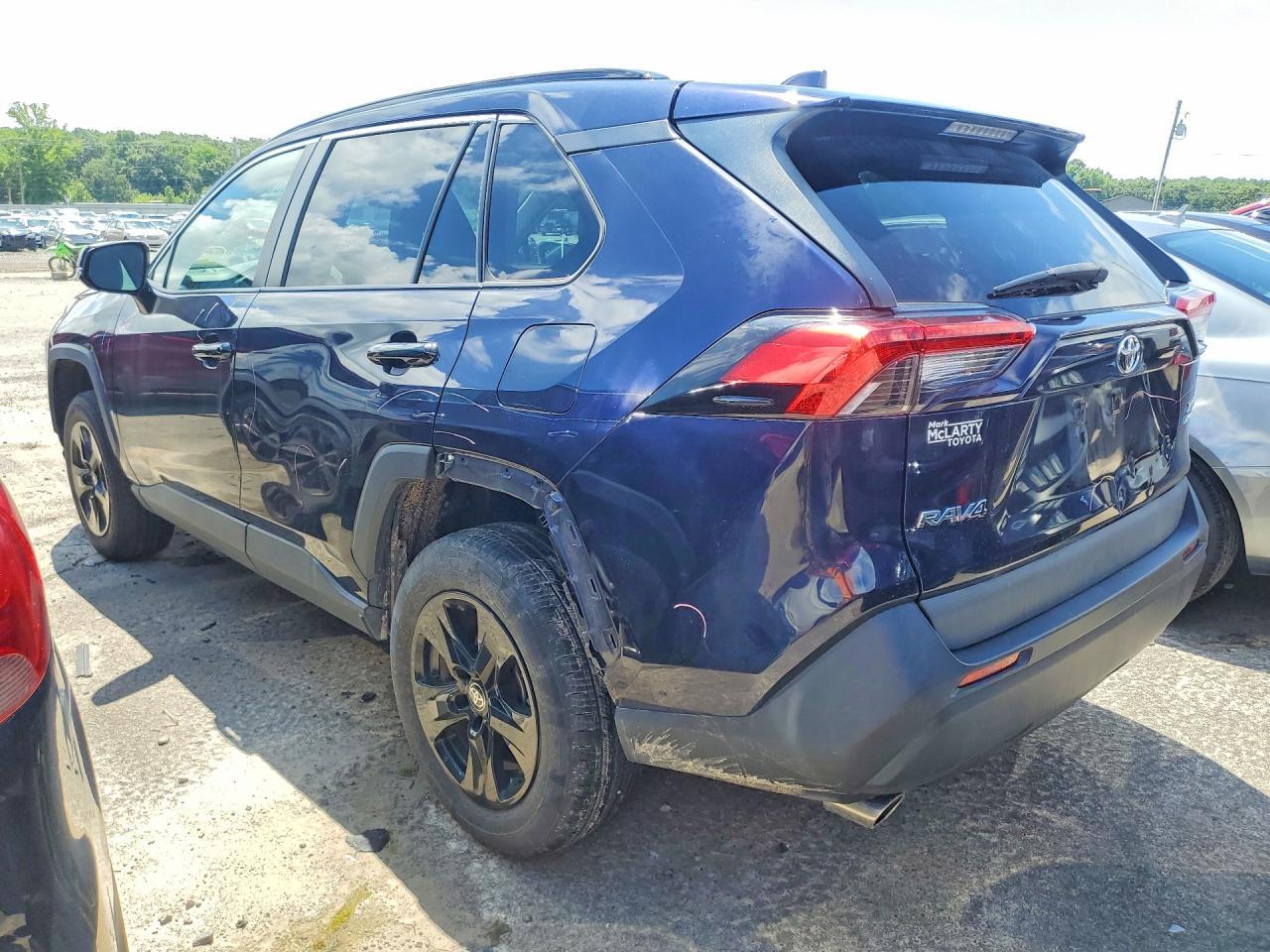 2022 Toyota Rav4 Xle - Фото 2