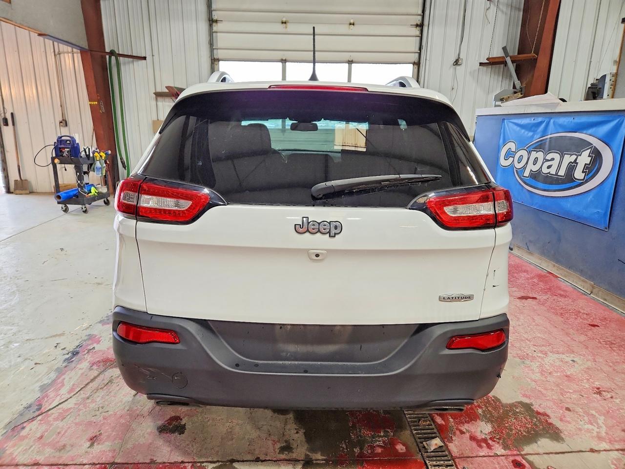 2017 Jeep Cherokee Latitude - Фото 6
