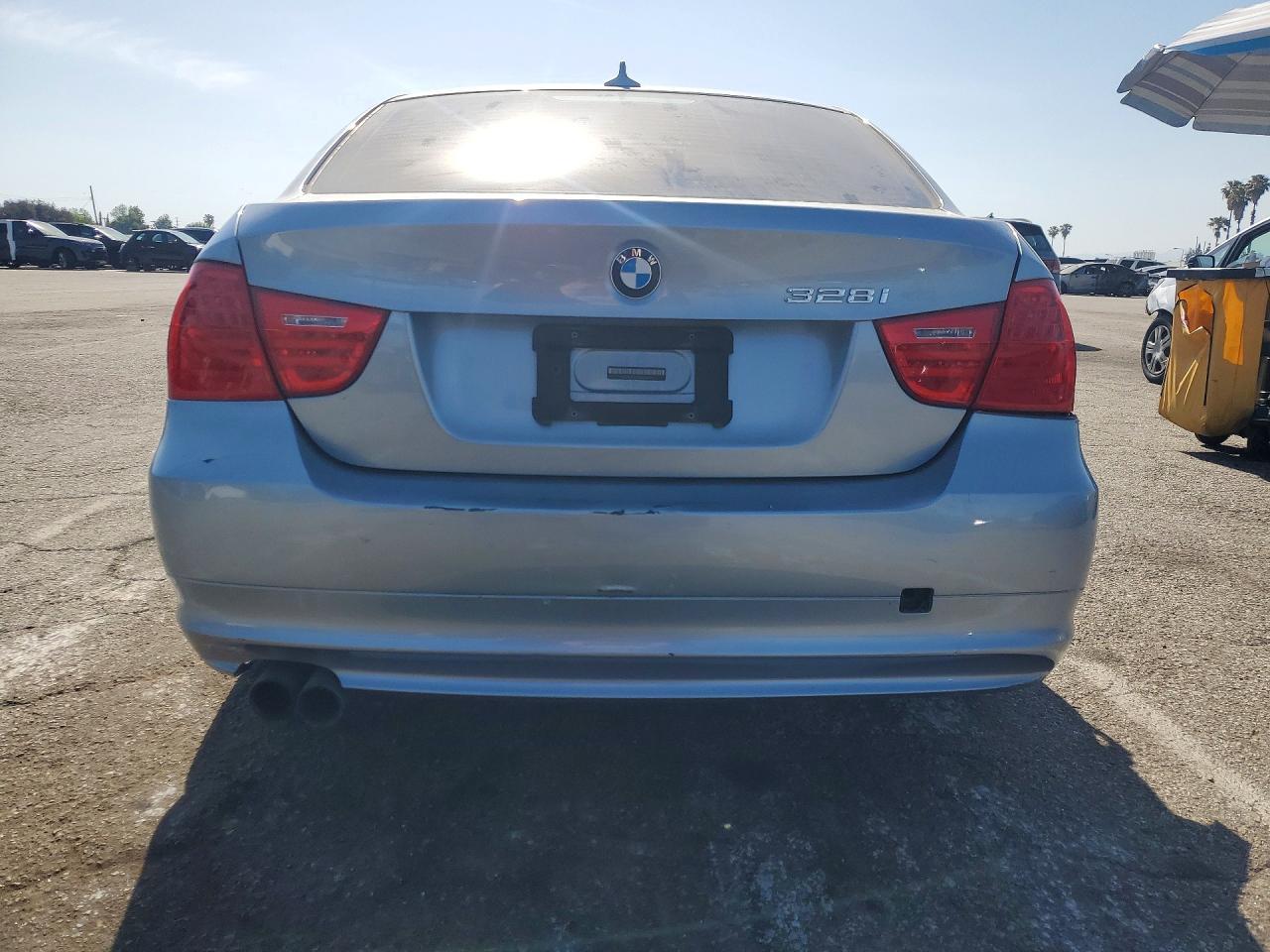 2011 BMW 328 I Sulev - Image 6