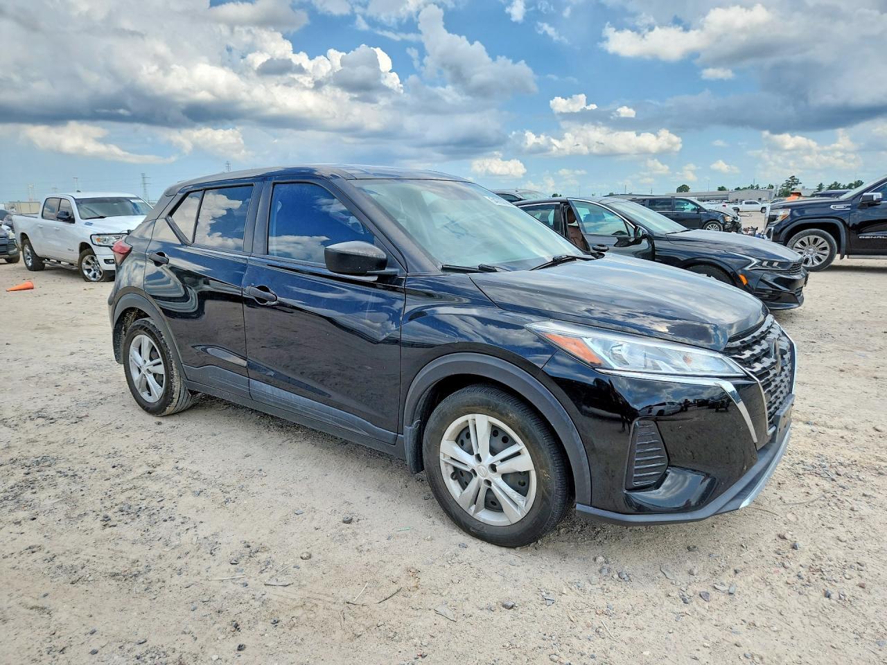 2021 Nissan Kicks S - Фото 4