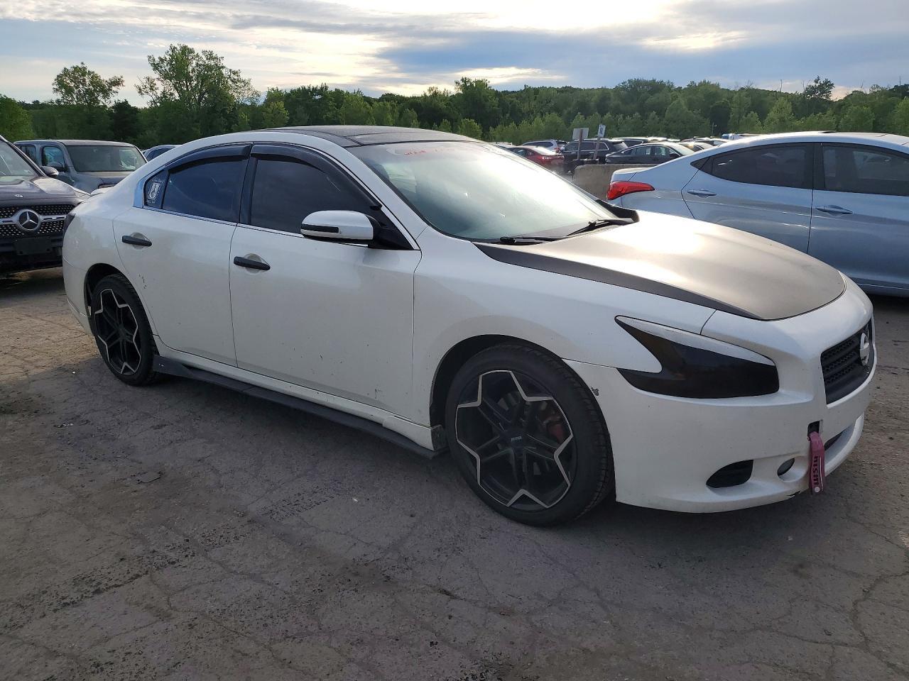 2010 Nissan Maxima 3.5 S - Image 4