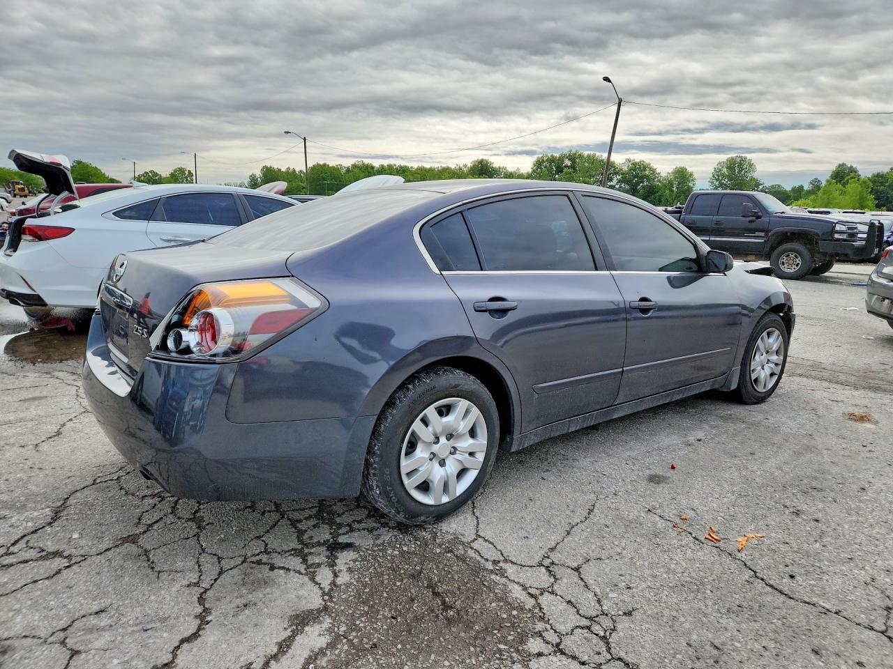 2009 Nissan Altima 2.5 - Фото 3