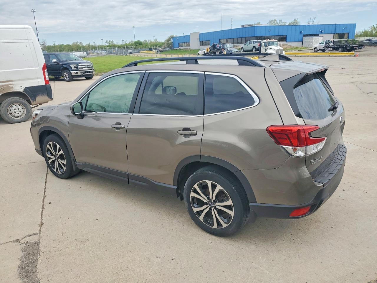 2020 Subaru Forester Limited - Фото 2