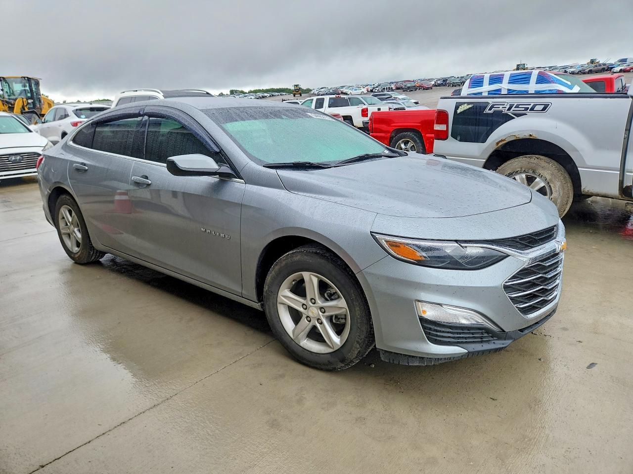 2025 Chevrolet Malibu Ls - Фото 4