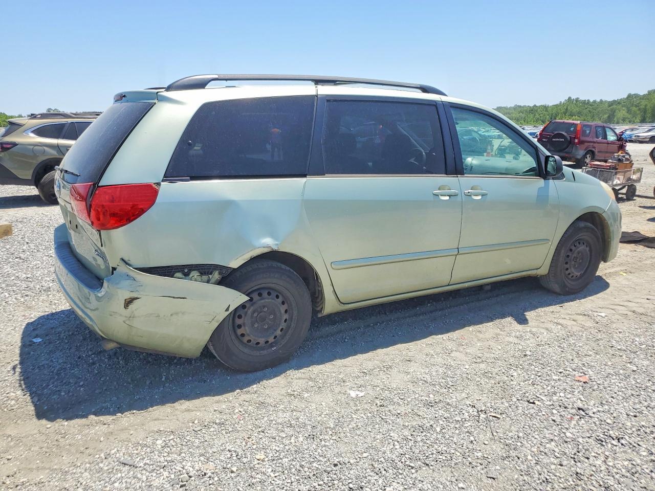 2006 Toyota Sienna Le 7 Passenger - Фото 3