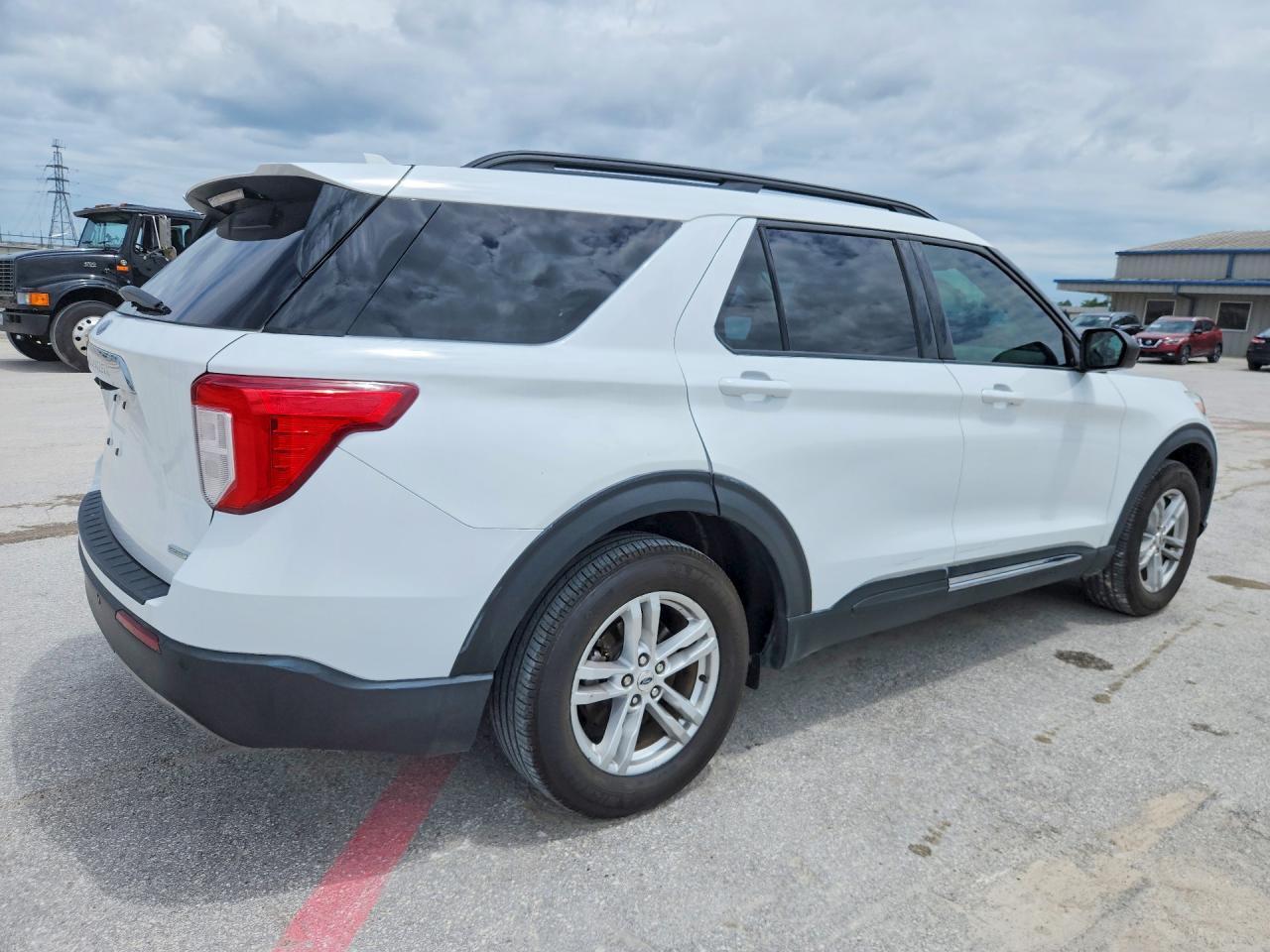 2020 Ford Explorer Xlt - Image 3
