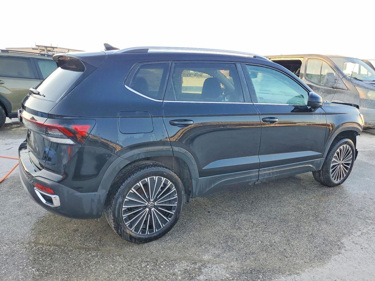 2026 Volkswagen Taos Se - Фото 3