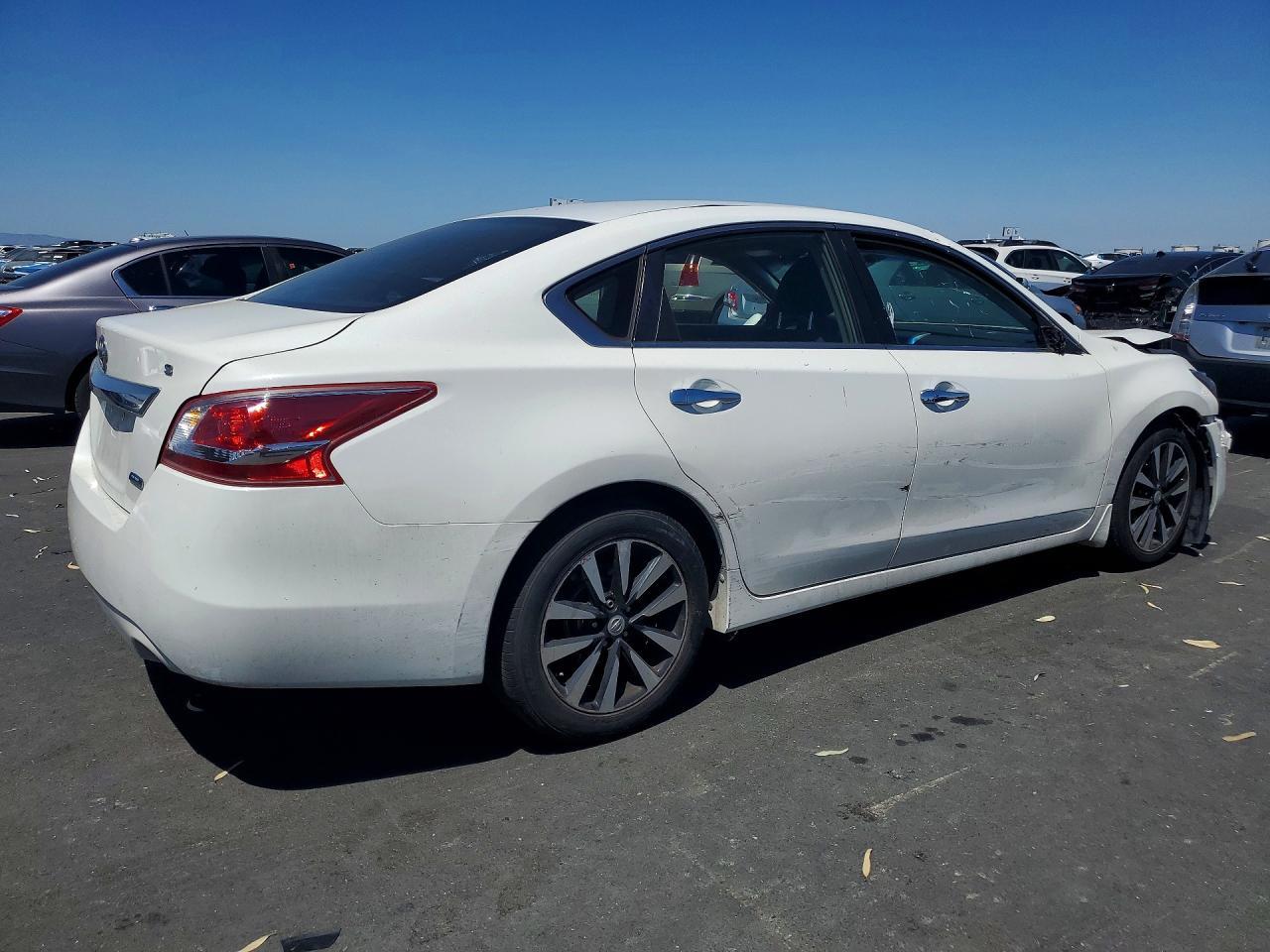 2013 Nissan Altima 2.5 - Image 3