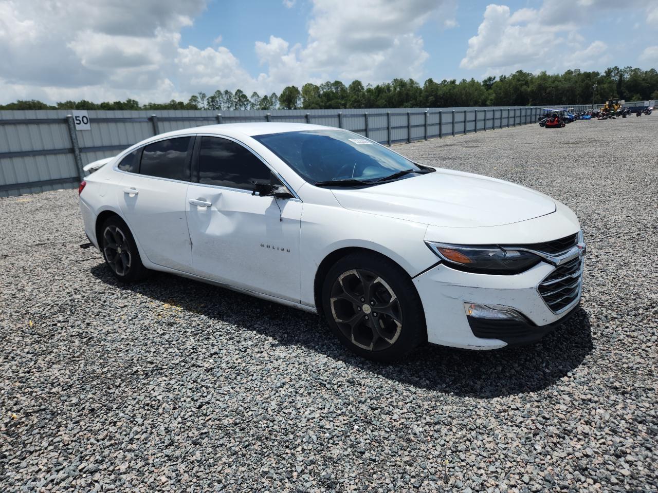 2019 Chevrolet Malibu Rs - Image 4