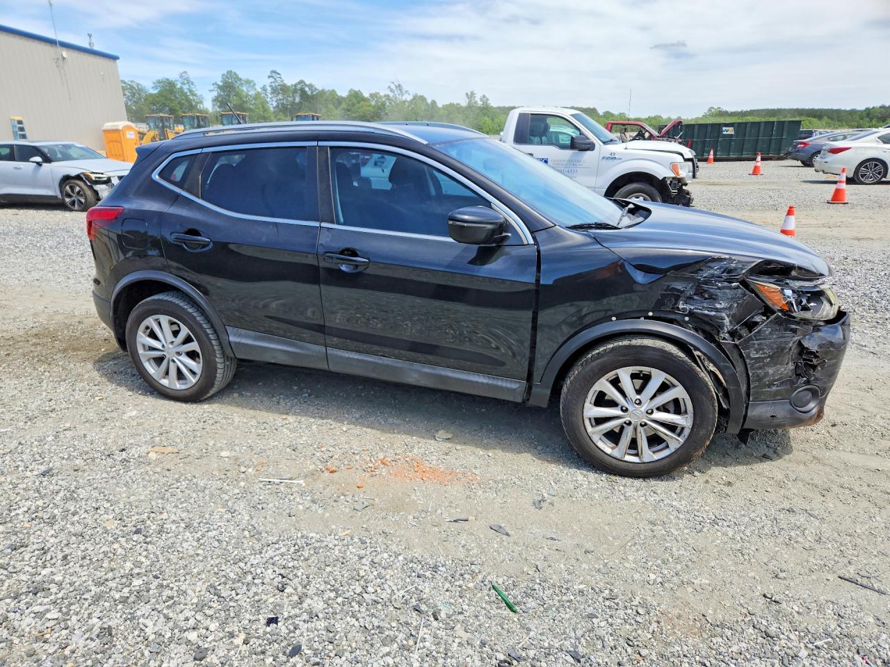 2017 Nissan Rogue Sport Sv - Фото 4