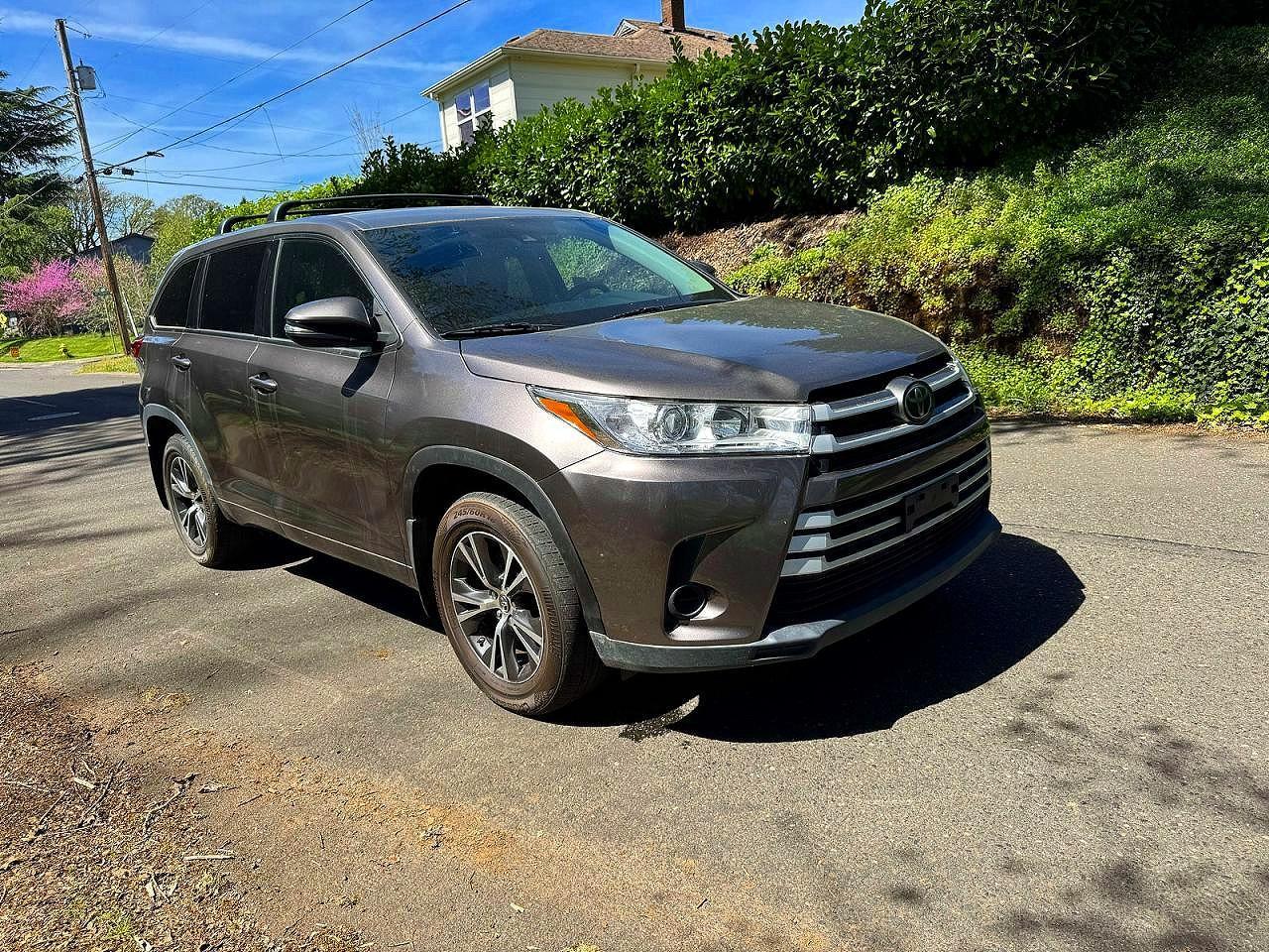 2017 Toyota Highlander Le