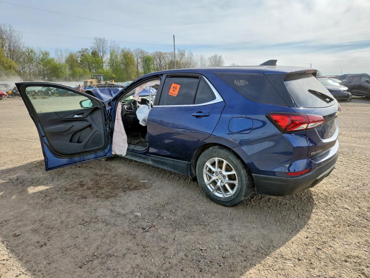 2022 Chevrolet Equinox Lt - Фото 2