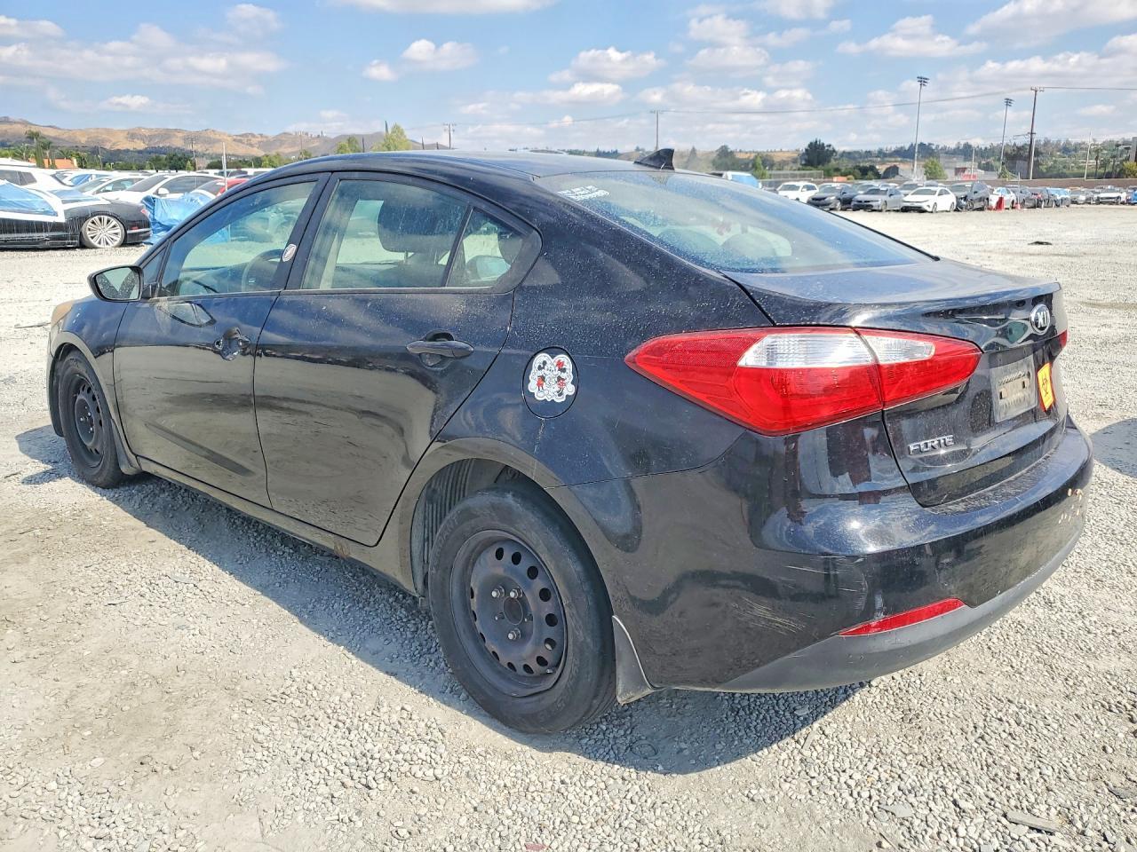 2016 Kia Forte Lx - Image 2