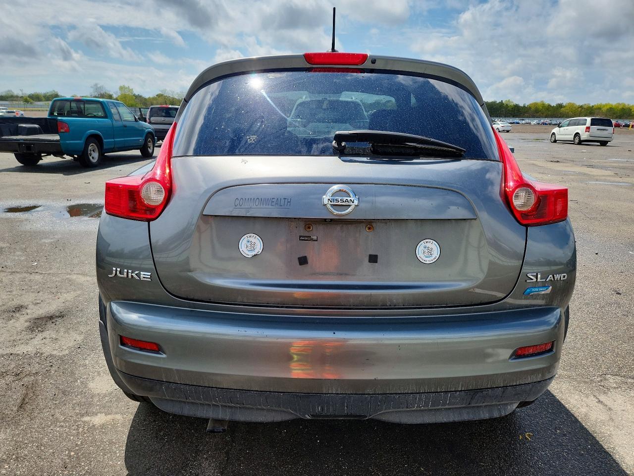 2012 Nissan Juke S - Image 6