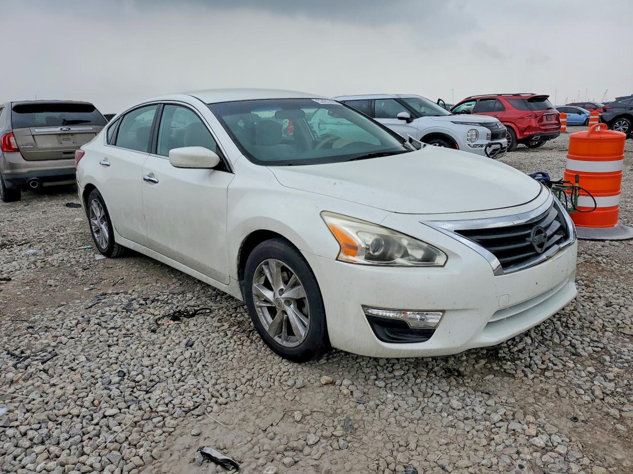 2013 Nissan Altima - Фото 4