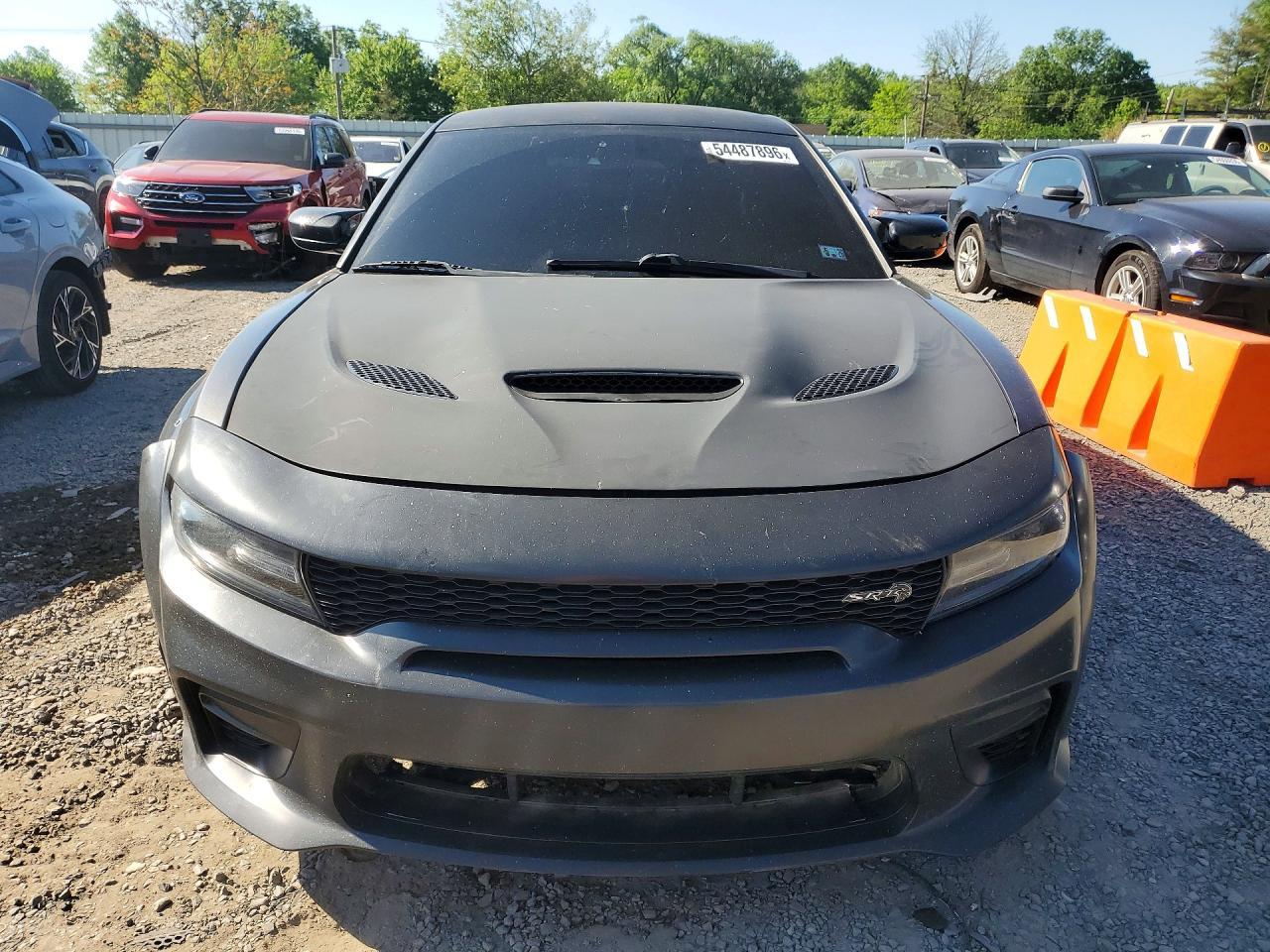 2016 Dodge Charger R - Image 5