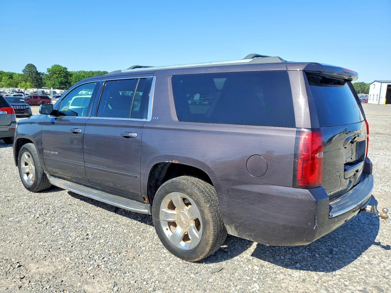 2015 Chevrolet Suburban K1500 Ltz - Фото 2