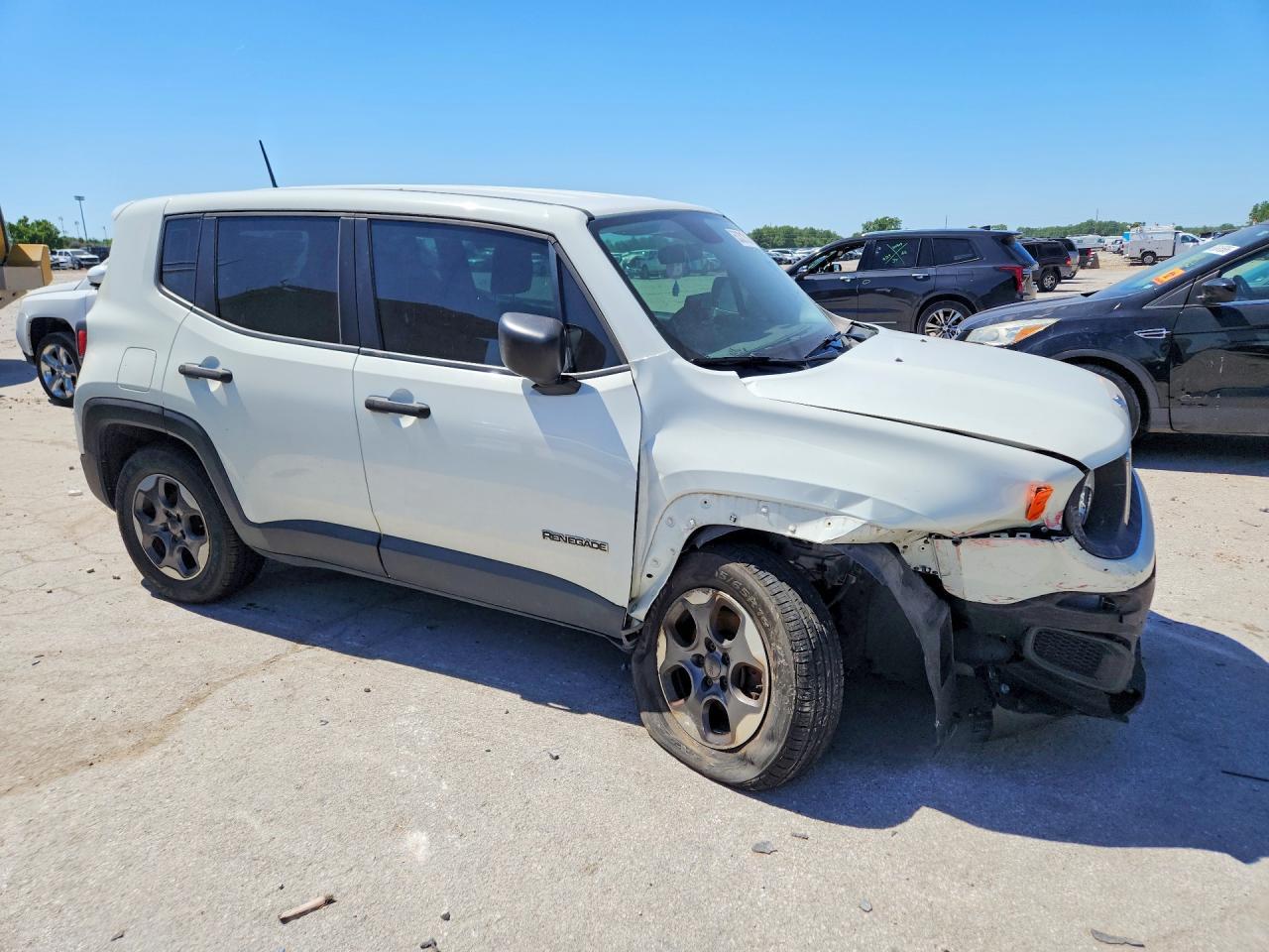 2015 Jeep Renegade Sport - Фото 4