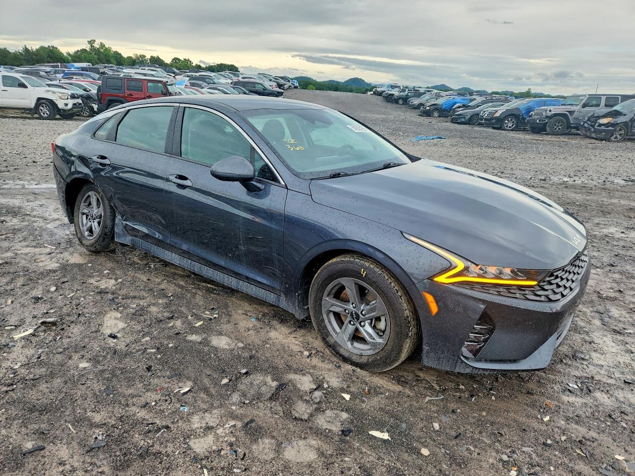 2023 Kia K5 Lxs - Image 4