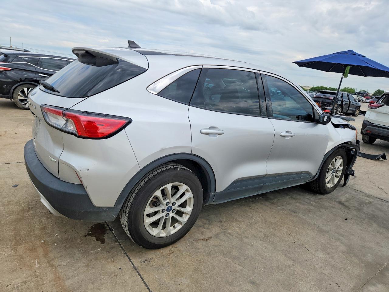 2020 Ford Escape Se - Фото 3