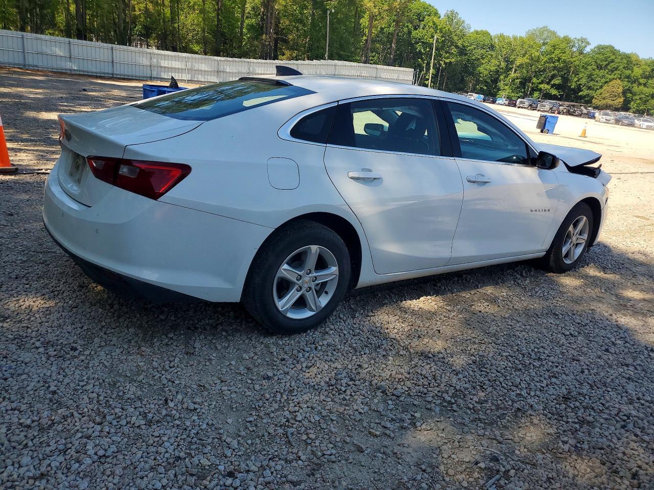 2024 Chevrolet Malibu Ls - Image 3