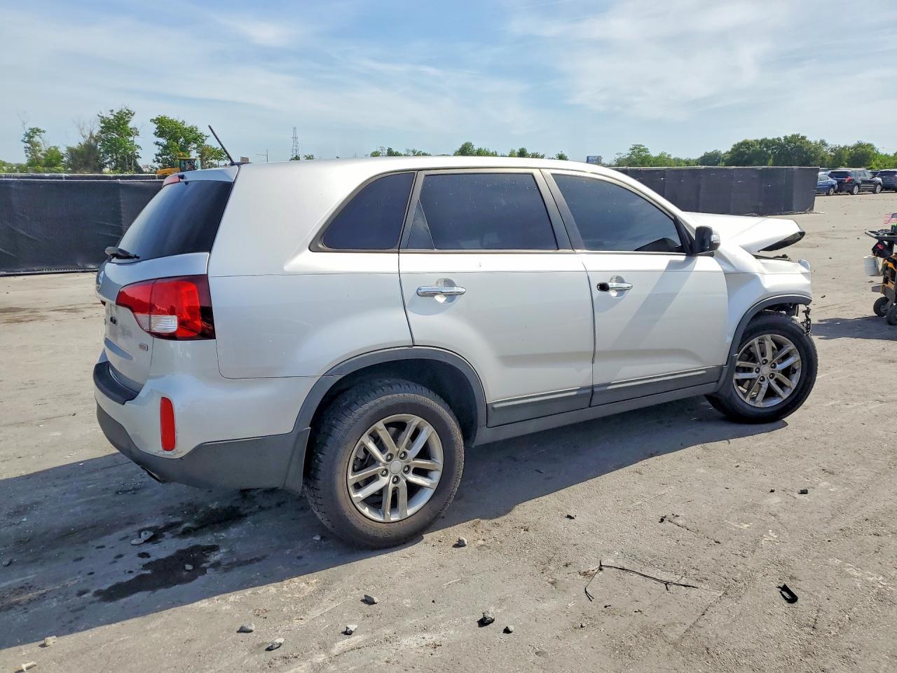 2015 Kia Sorento Lx - Фото 3