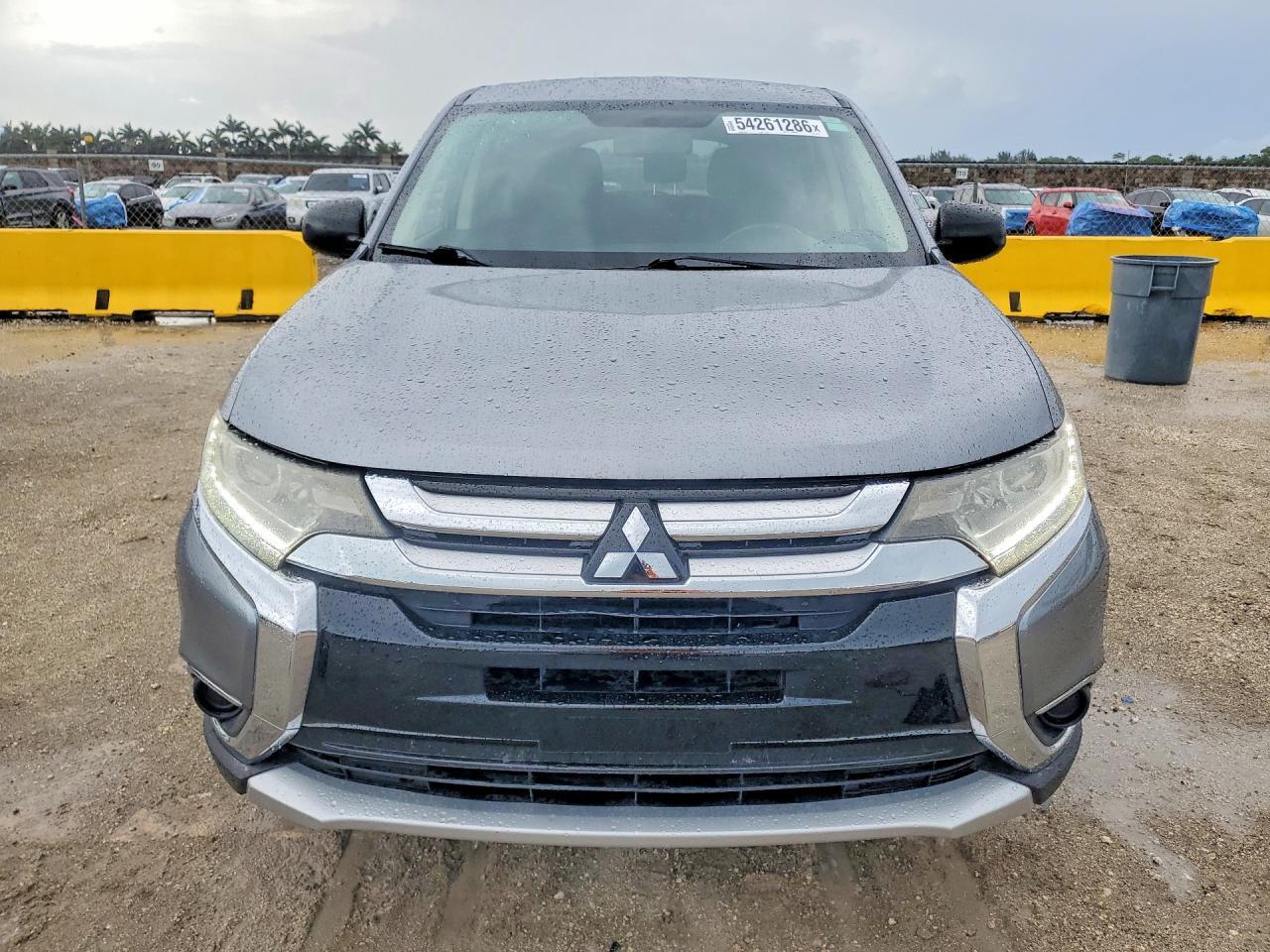 2017 Mitsubishi Outlander Es - Image 5