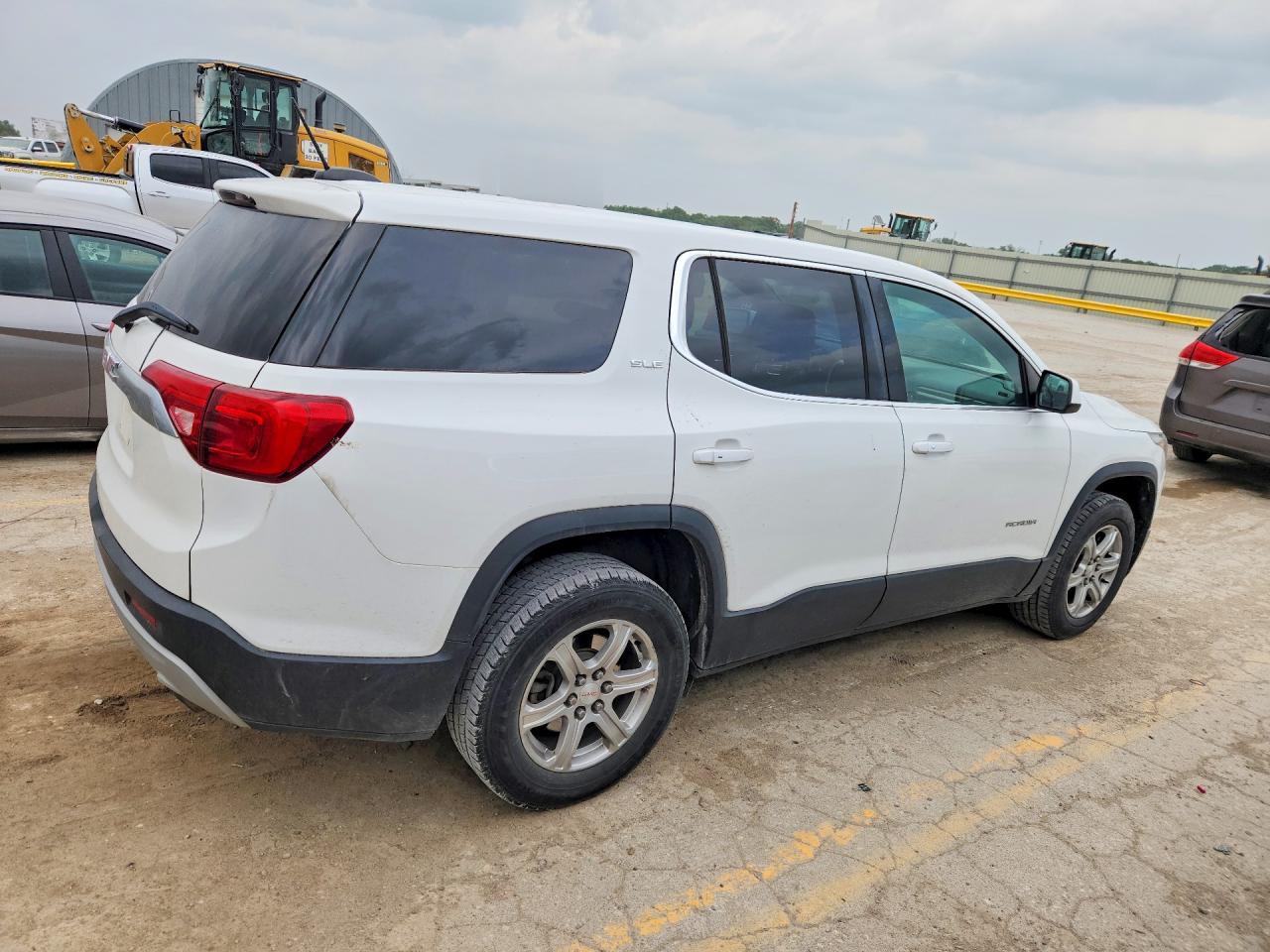 2018 GMC Acadia Sle - Image 3
