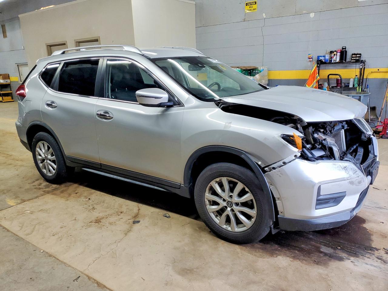 2020 Nissan Rogue Sv - Фото 4