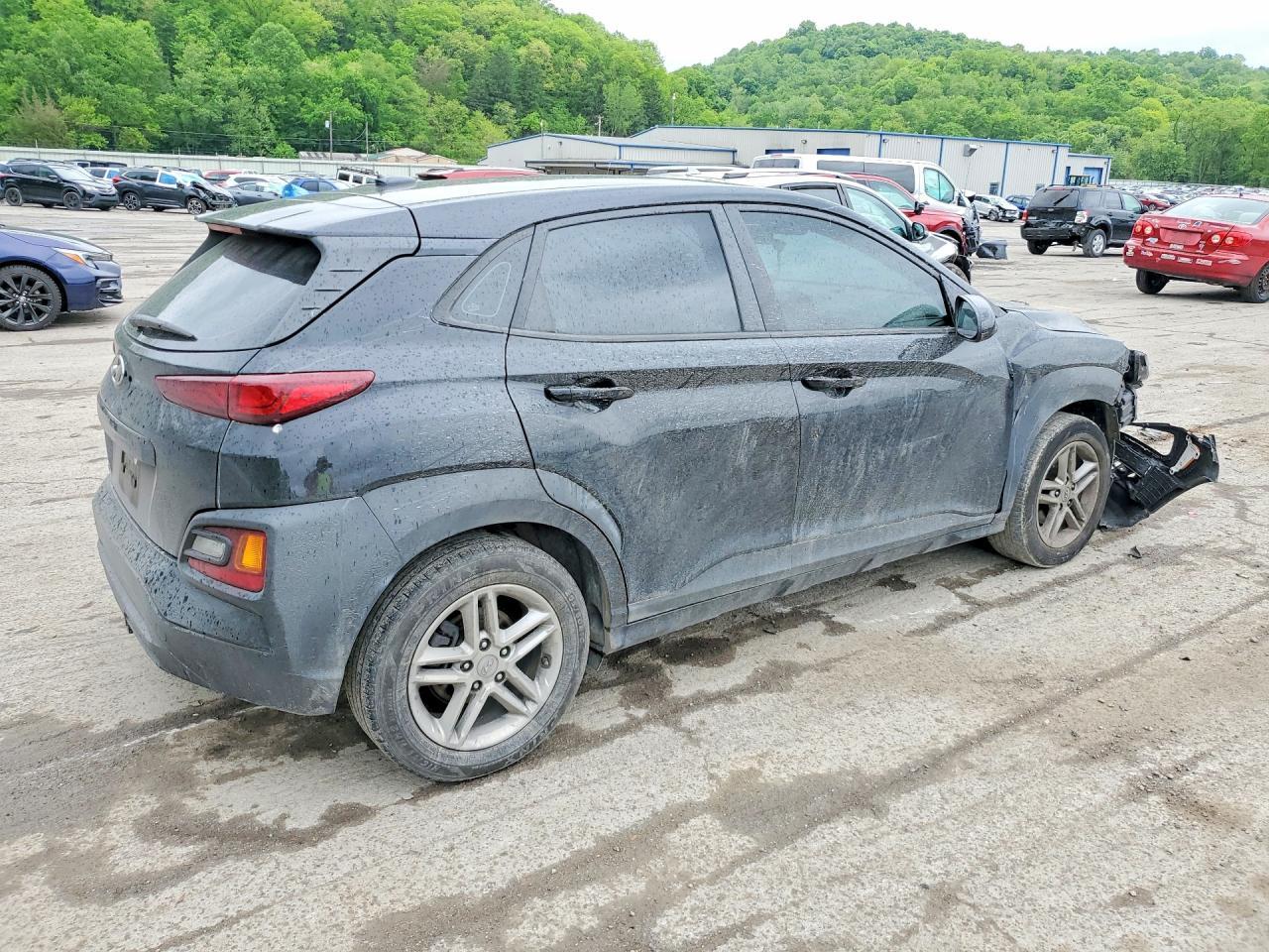 2021 Hyundai Kona Se - Фото 3