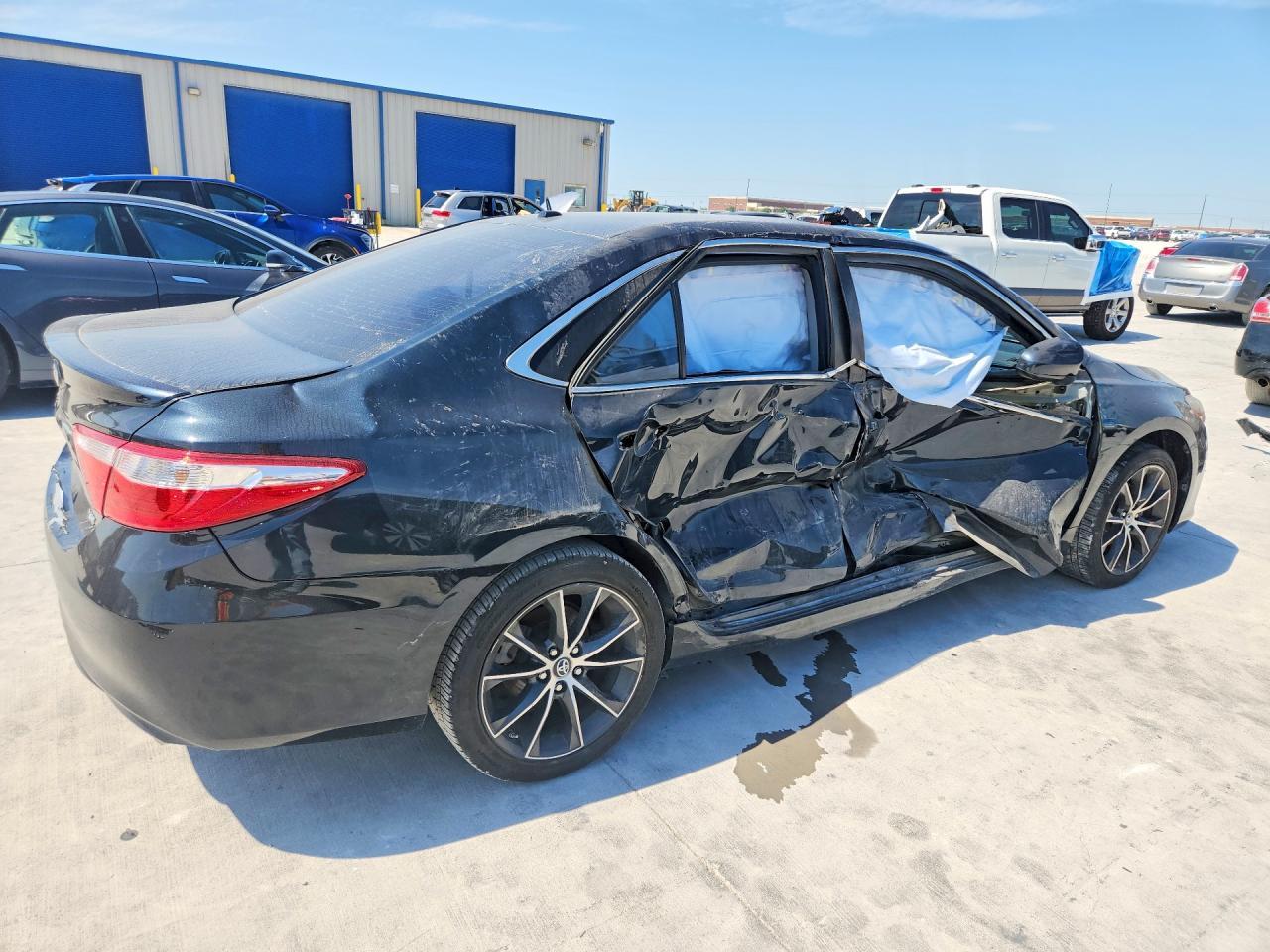 2017 Toyota Camry Xse V6 - Фото 3